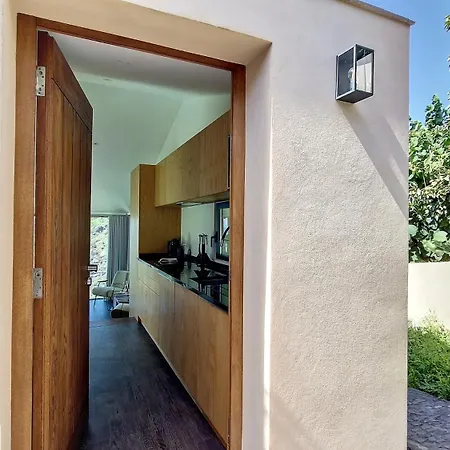 Serenity Valley Escape By Lovelystay Villa Ribeira Brava