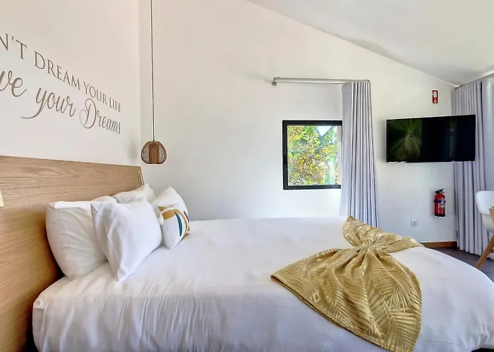 Serenity Valley Escape By Lovelystay Villa