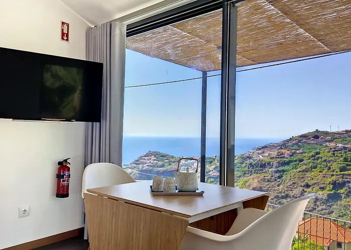 Serenity Valley Escape By Lovelystay Ribeira Brava